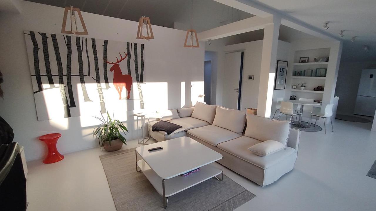 Loft 85 M2 Wilanow Krolewski Self Checkin Varşovia Exterior foto
